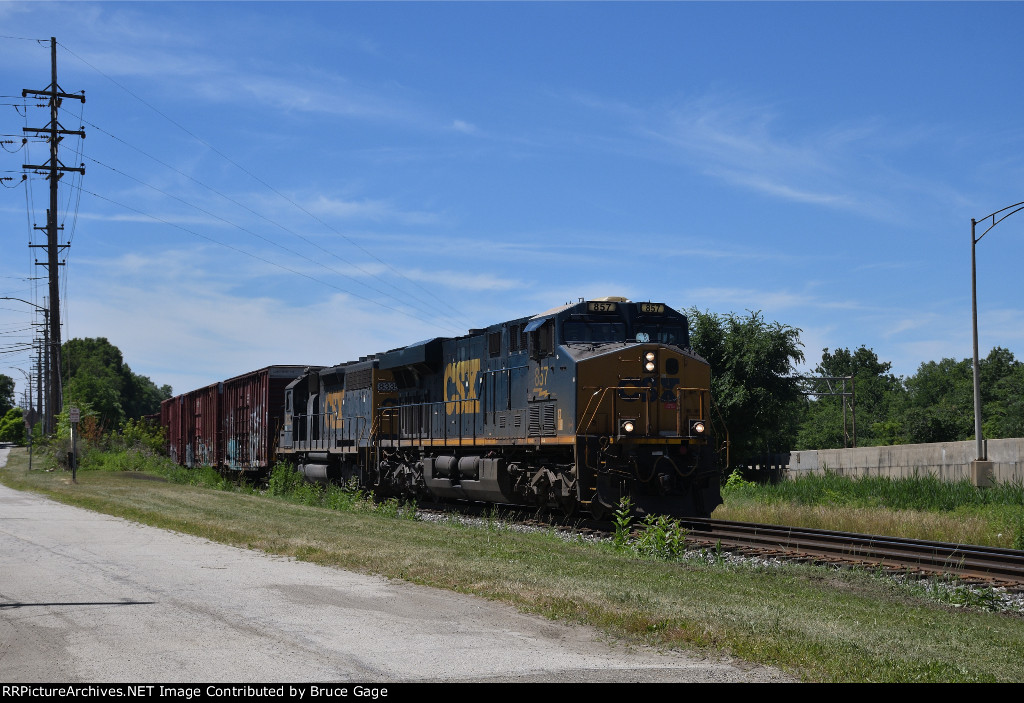 CSX 857